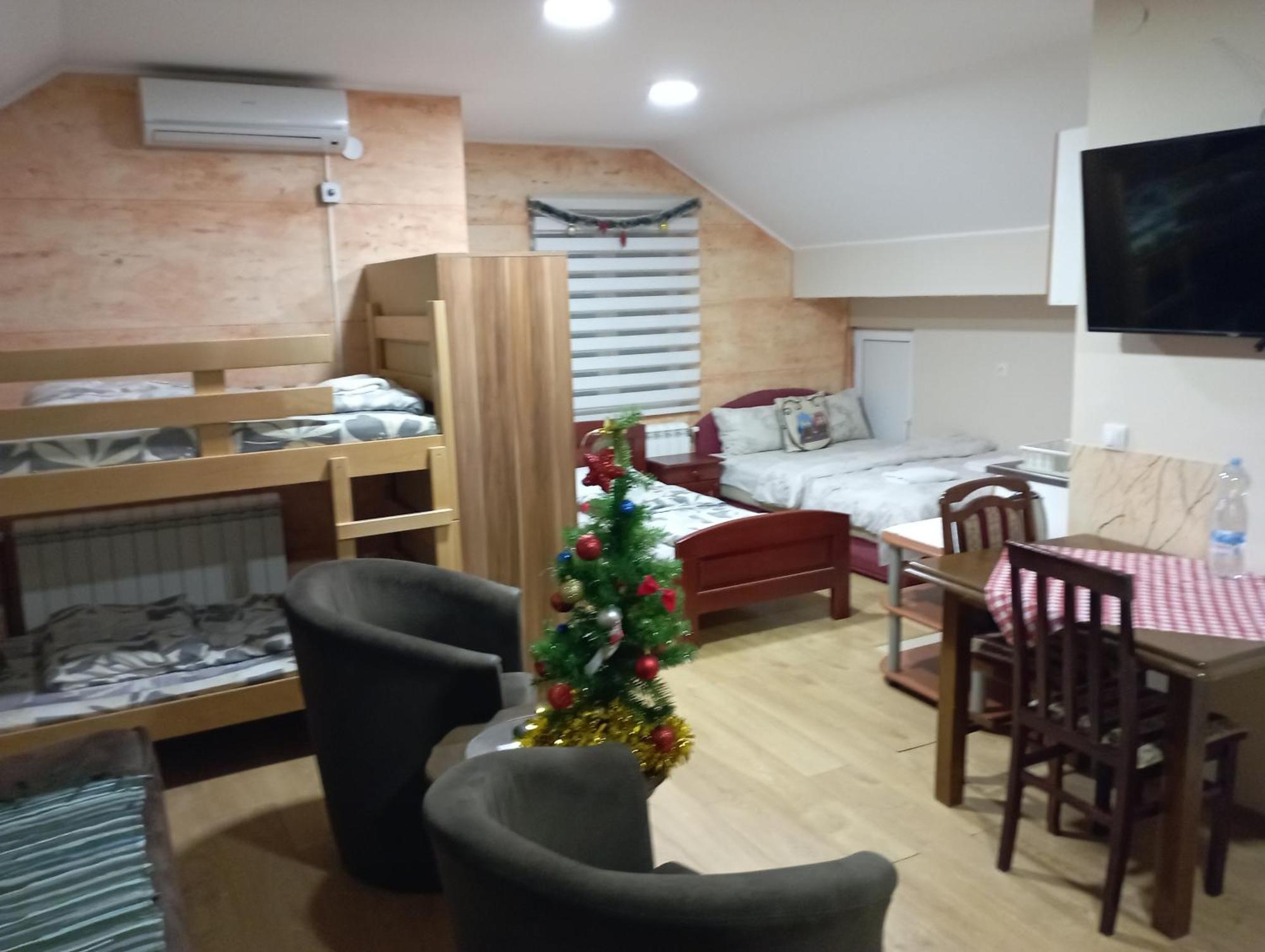 Apartments & Rooms -Mdl Lazic بلغراد المظهر الخارجي الصورة